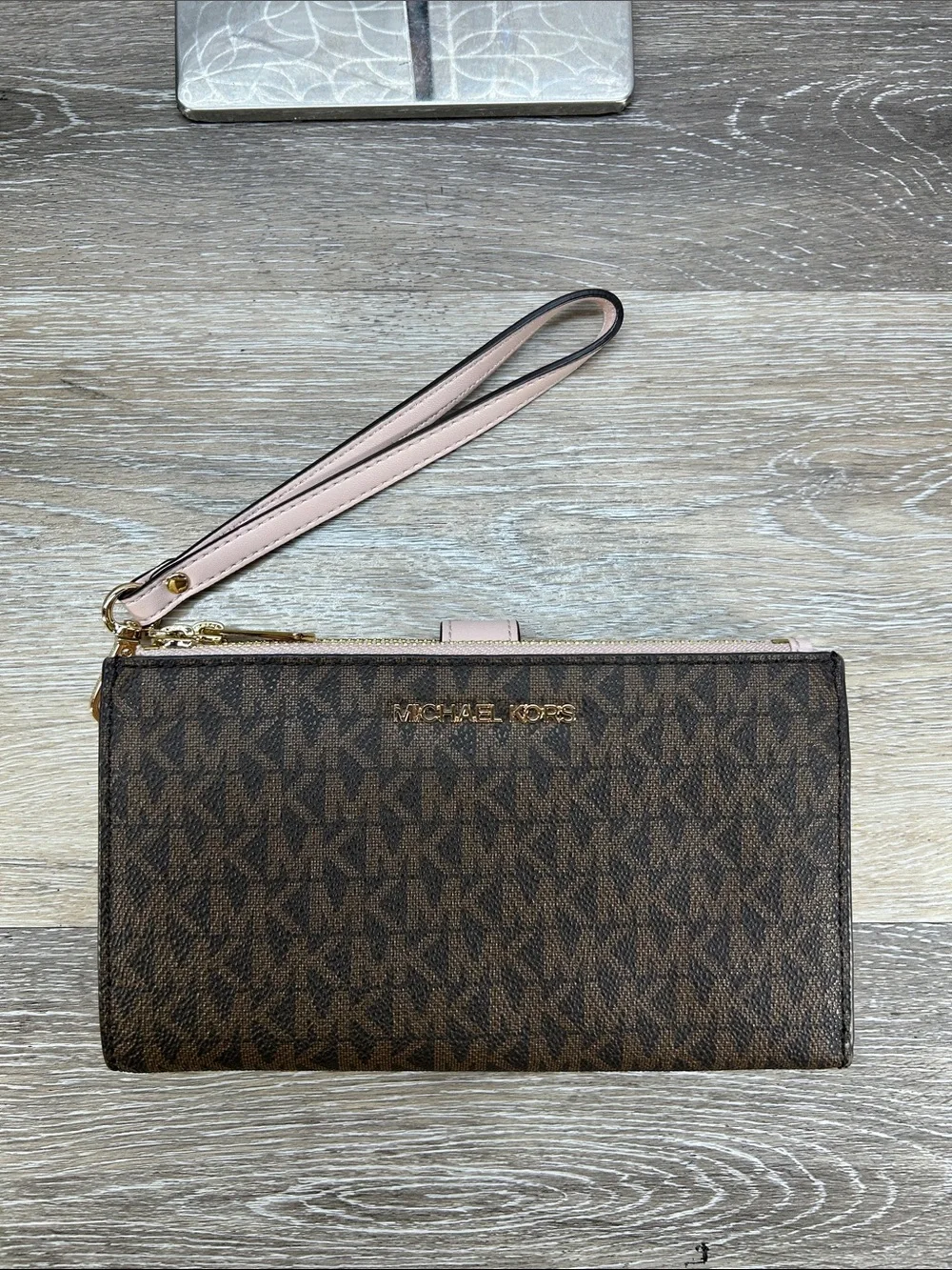 9508 Michael Kors Brown Tote with Pale Pink Trim and Matching Wristlet 269019508